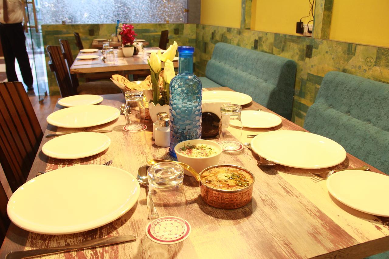 Hotel Dayal Shree Paradise Bhopal Esterno foto