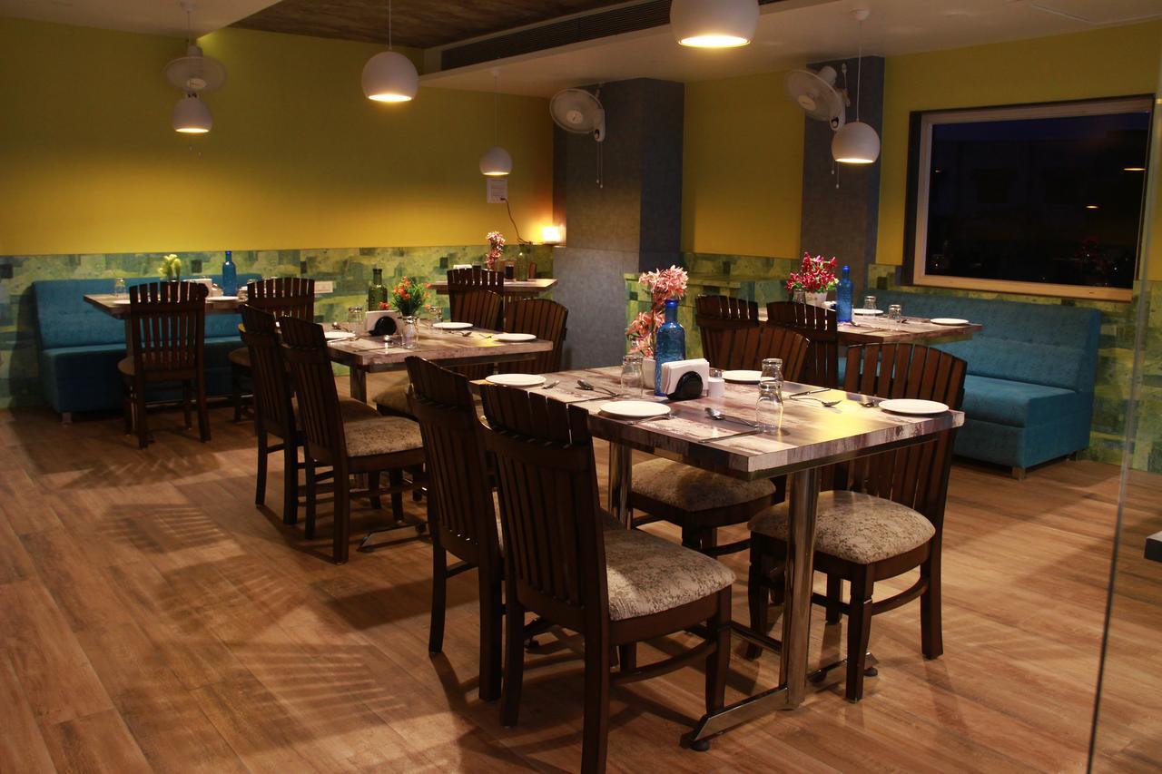 Hotel Dayal Shree Paradise Bhopal Esterno foto