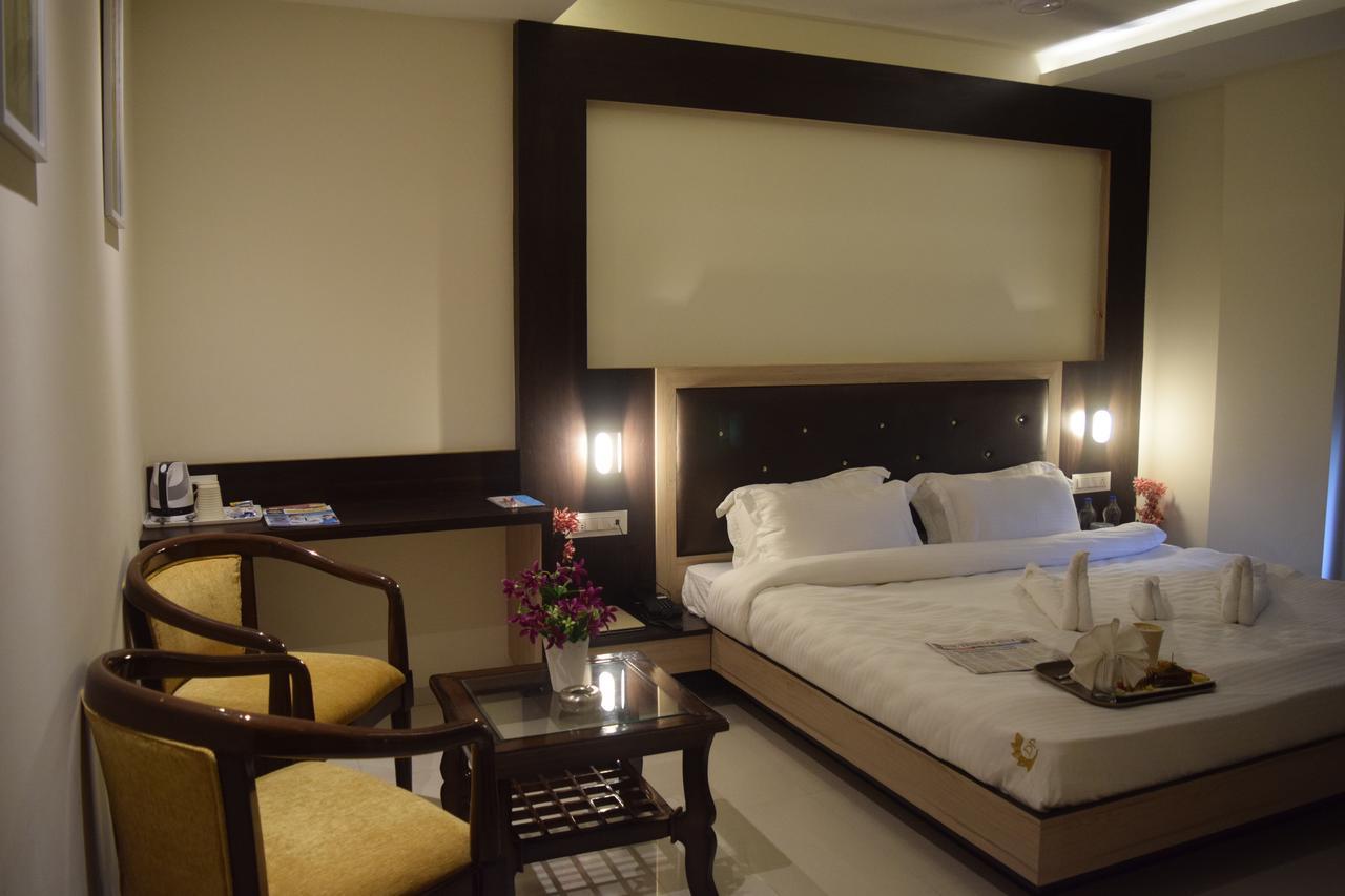 Hotel Dayal Shree Paradise Bhopal Esterno foto